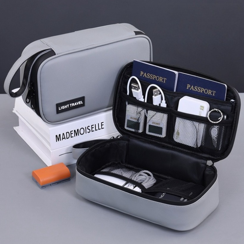Travel Accessories Organizer - Tas Penyimpanan Gadget Digital Ringan dan