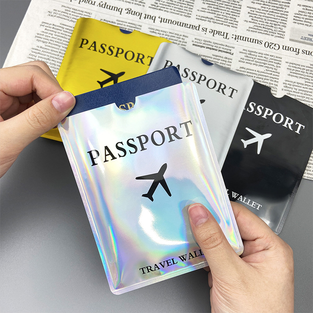 Travel Accessories Plane - Casing Pelindung Paspor Aluminium Foil, Sikat